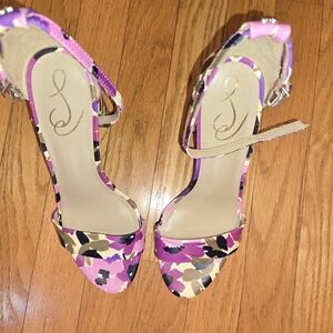 Sam Edelman Yaro Violet Floral Pink/purple and Black Floral Heels